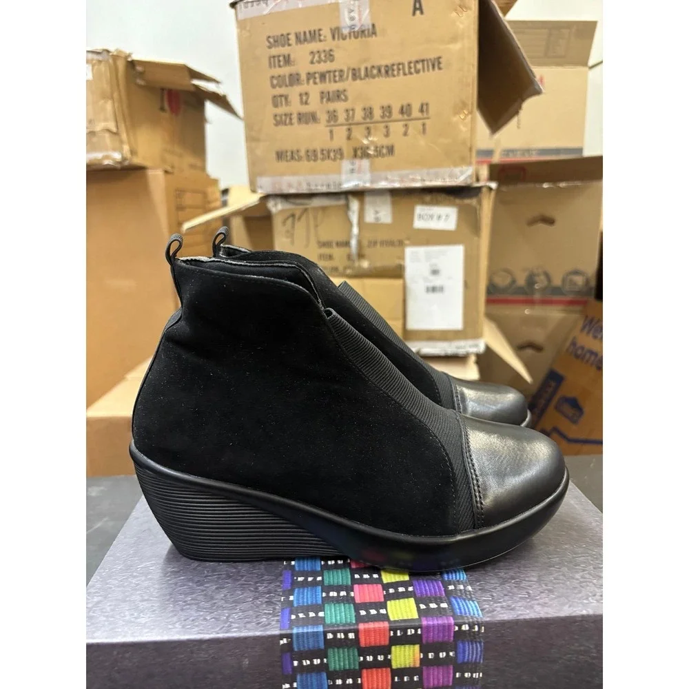 Bernie Mev Giggles Black Wedge Ankle Boots Size 38 US 7.5-8